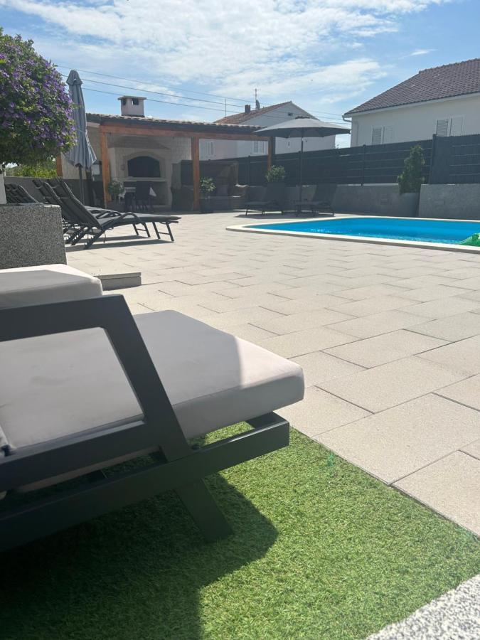 Villa Apartment Aa 2 Trogir Bagian luar foto