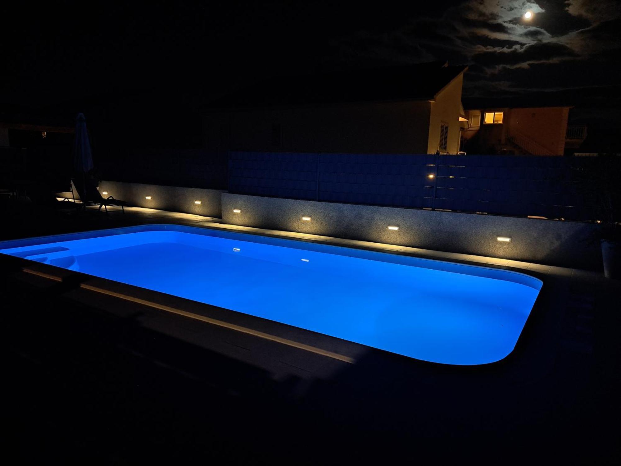 Villa Apartment Aa 2 Trogir Bagian luar foto
