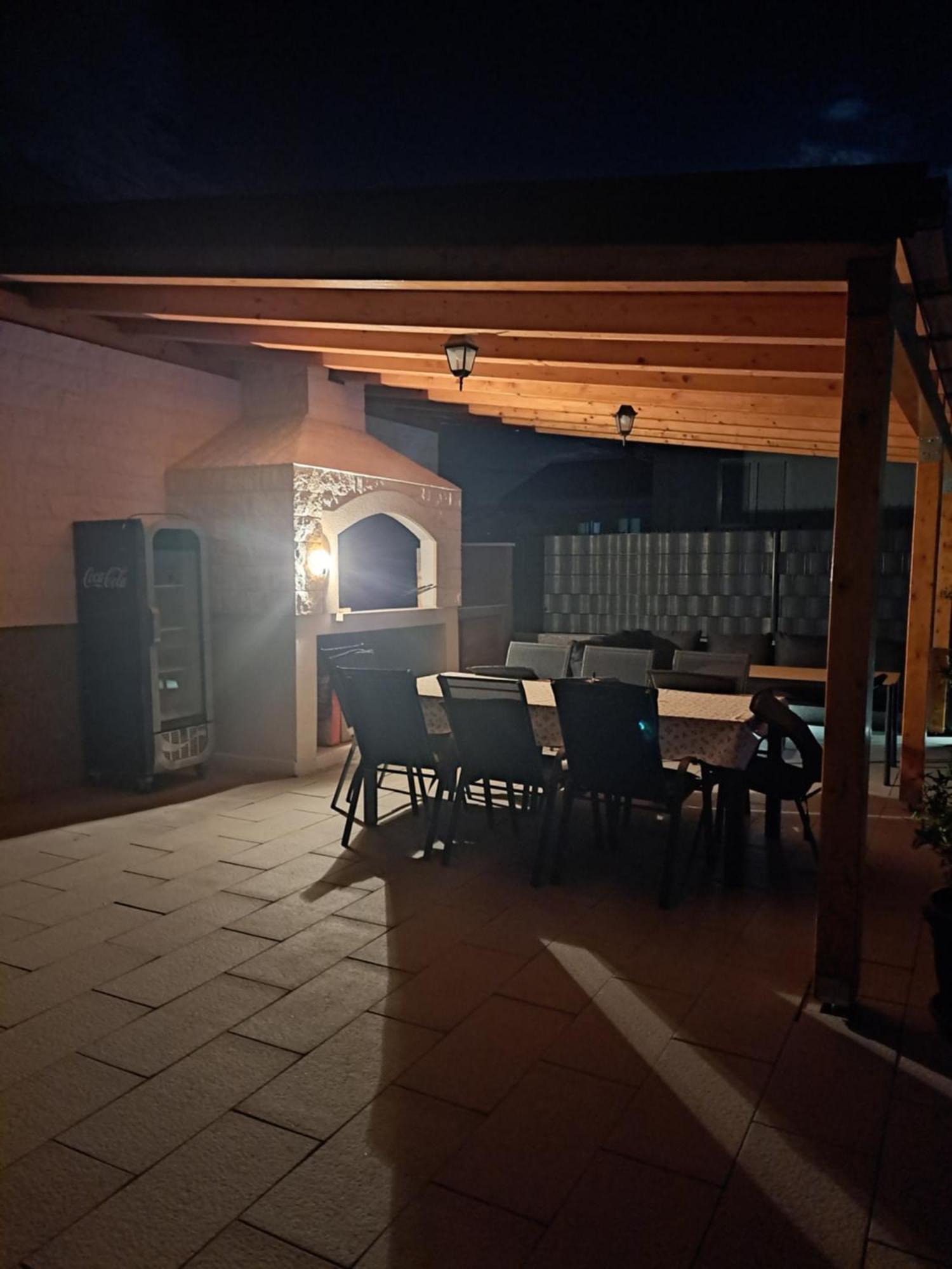 Villa Apartment Aa 2 Trogir Bagian luar foto