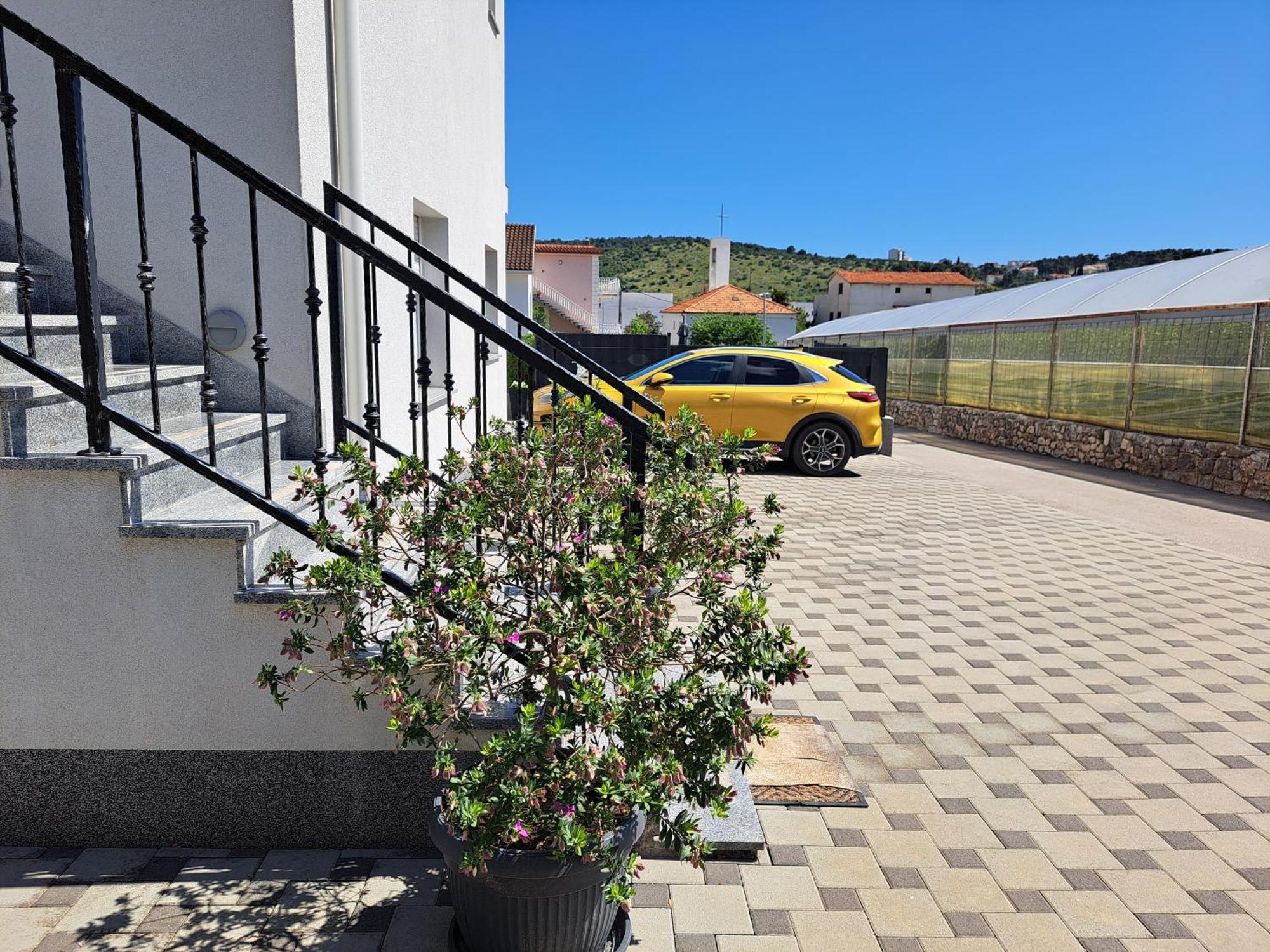 Villa Apartment Aa 2 Trogir Bagian luar foto