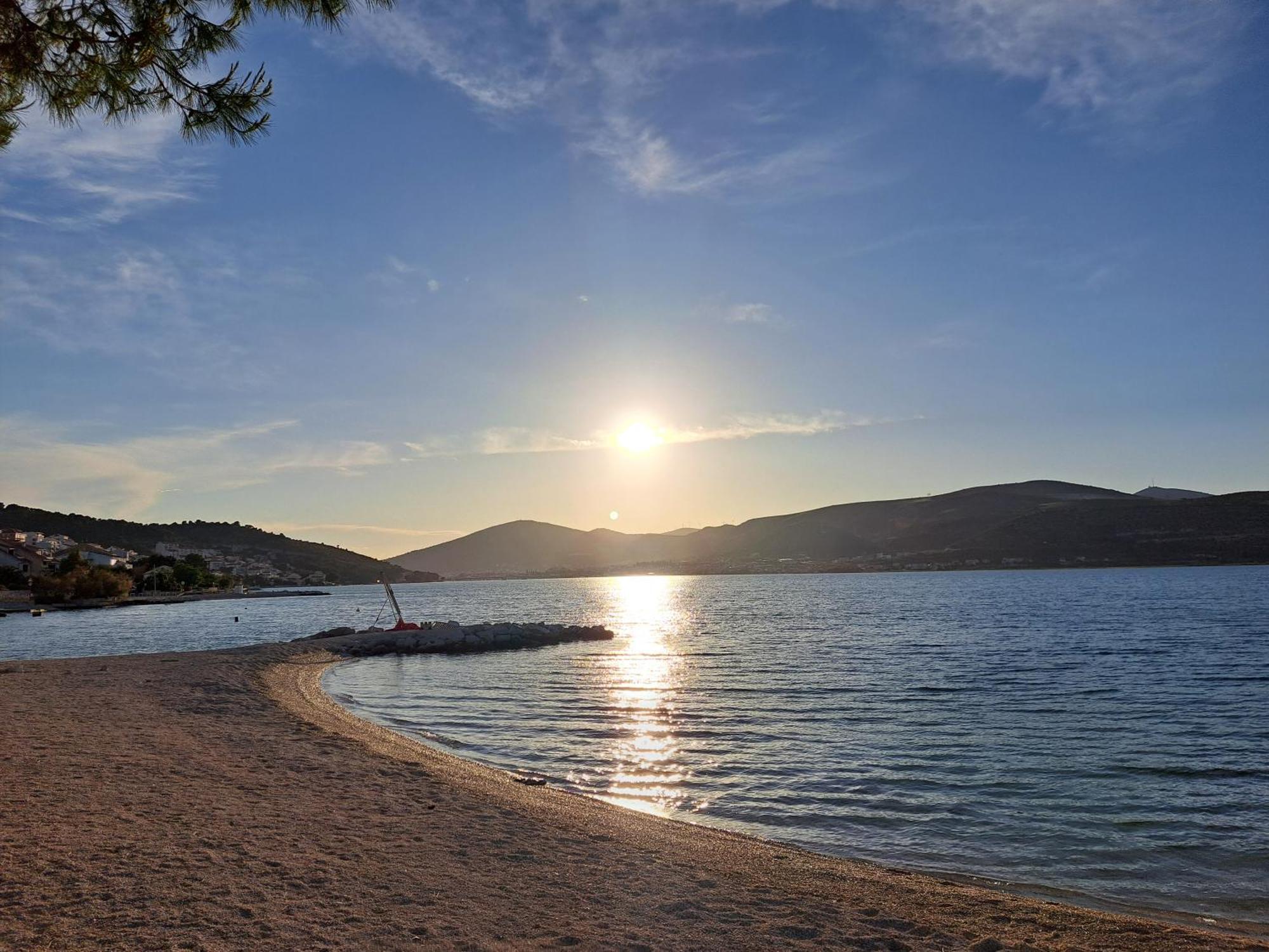 Villa Apartment Aa 2 Trogir Bagian luar foto