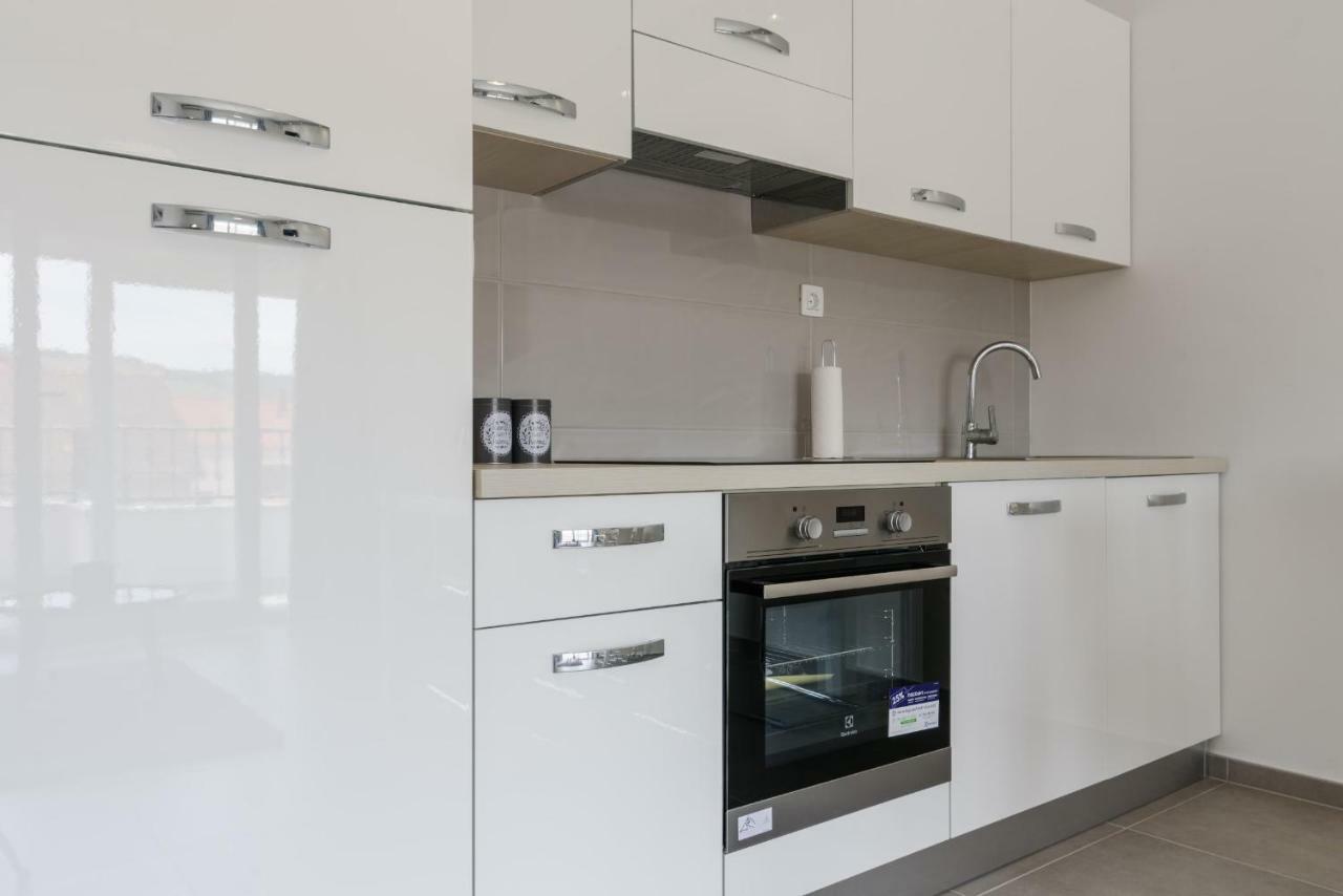 Villa Apartment Aa 2 Trogir Bagian luar foto